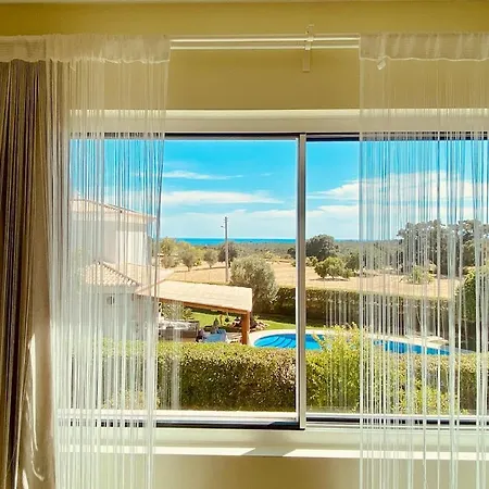 Senhora Da Rocha Sea View, Pool, Terrace Feriehus