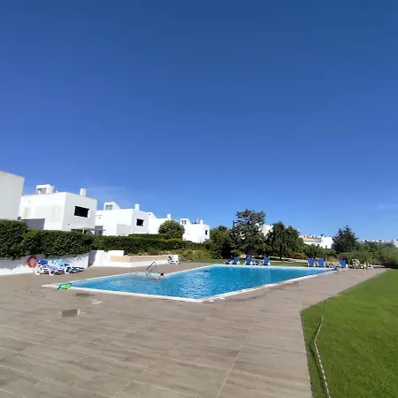 Senhora Da Rocha Sea View, Pool, Terrace Feriehus *